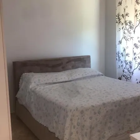 Reina Guest house